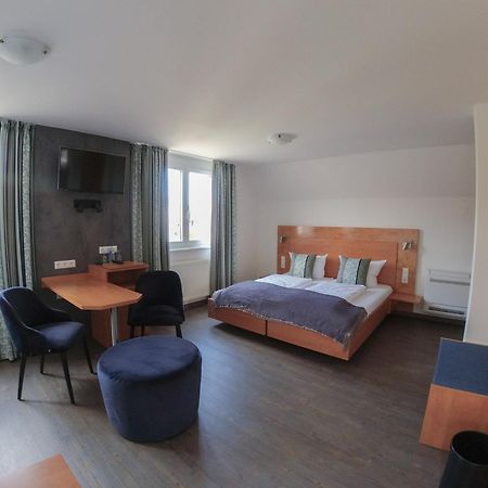 Hotel & Gaestehaus Im Ziegelweg Klimatisiert Eintrittskarten Fuer Den Europa-Park Erhalten Sie Garantiert Ueber Uns Rust Extérieur photo